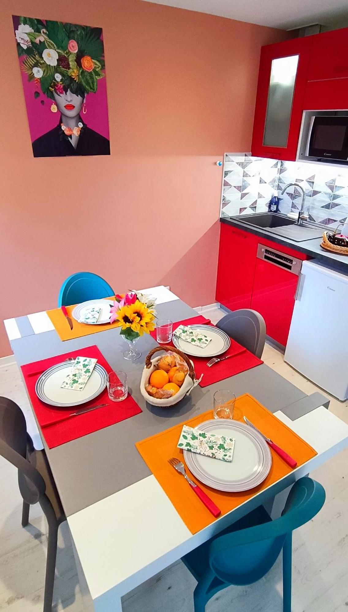 Studio Proche Plage - Parking Gratuit Et Prive - Terrasse Et Petit Jardin Cloture Courseulles-sur-Mer Eksteriør billede